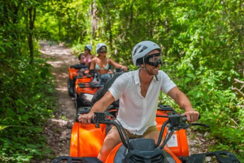 Recorrido en ATV por la selva de la Riviera Maya Recorrido en ATV por la selva de la Riviera Maya