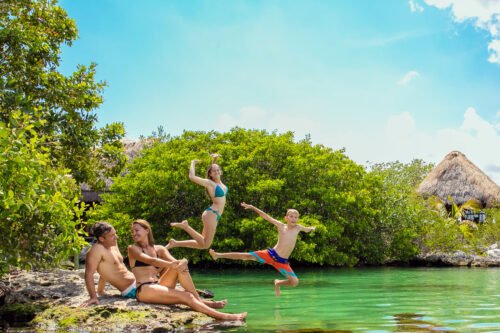 Tour a Tulum y Yal-Kú desde Cancún y Riviera Maya Tour a Tulum y Yal-Kú desde Cancún y Riviera Maya
